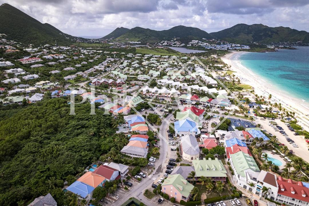 Beautiful 2 Bed-Rooms Apartment At Orient Beach Marigot  Exterior photo